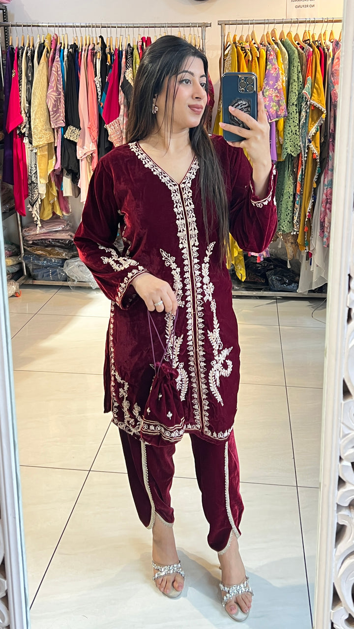 "GURMEHAR"-TULIP PANTS CO-ORD WITH POTLI BAG