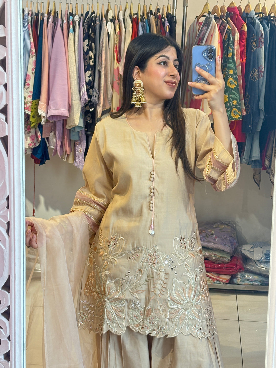 "inaayat"-farshi suit