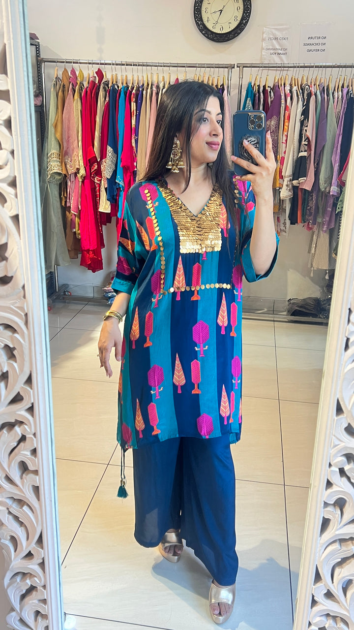 "FIZA"-TWO PIECE FESTIVE SET