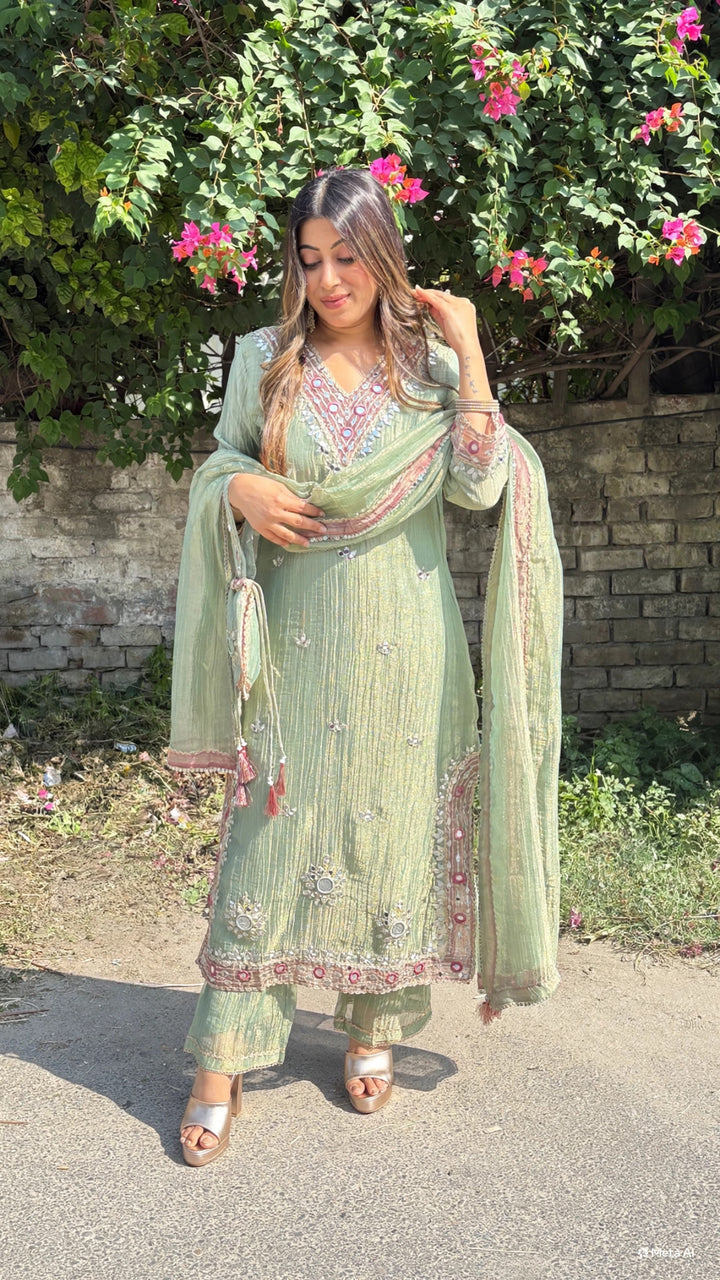 "Yasmin"-festive three piece set