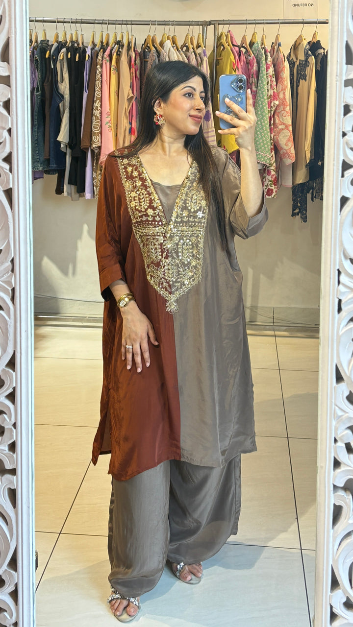 "AMORA"-EMBELLISHED TWO PIECE SET