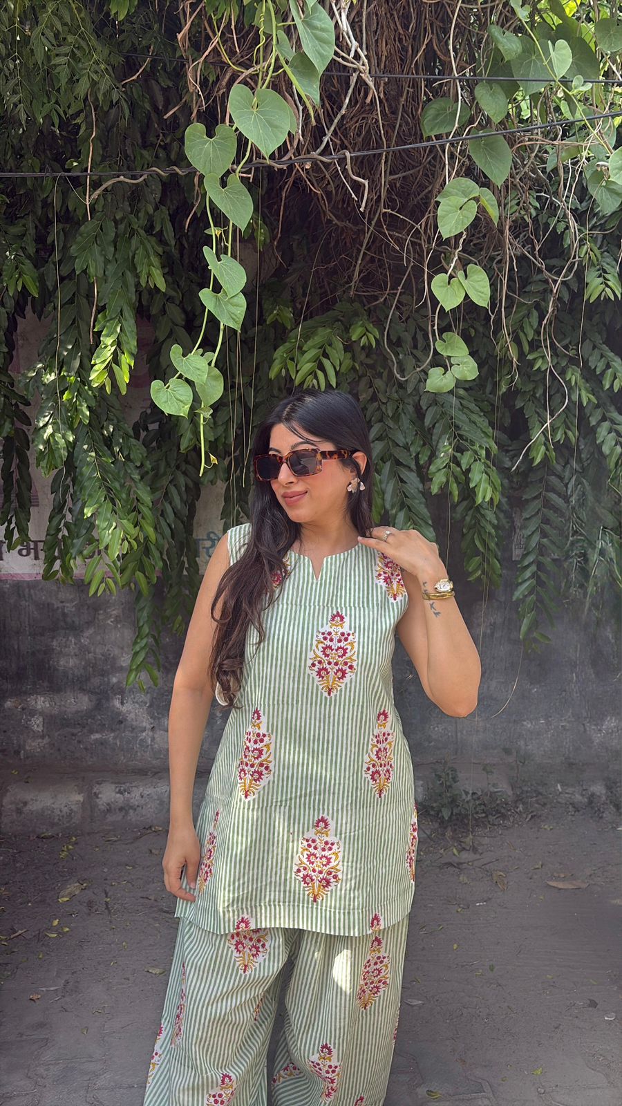 "teana"-sleevless farshi co-ord
