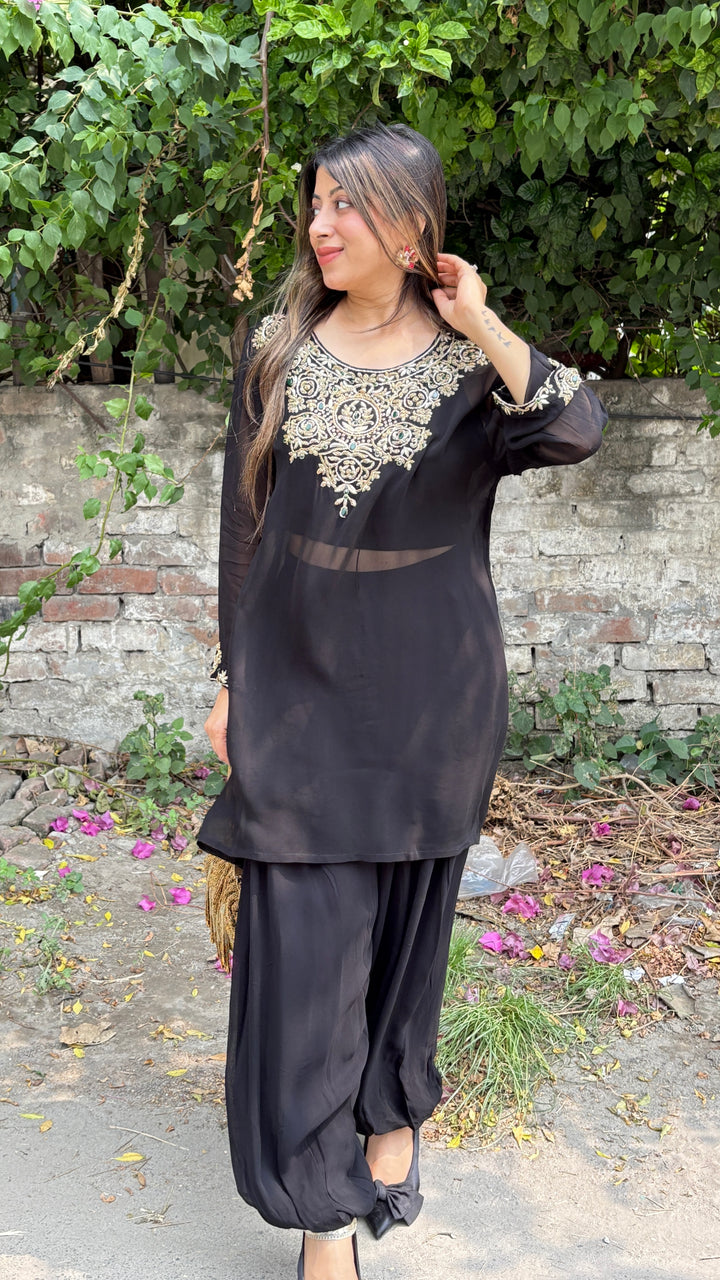 "Faiza"-ballon pants festive embellished  set