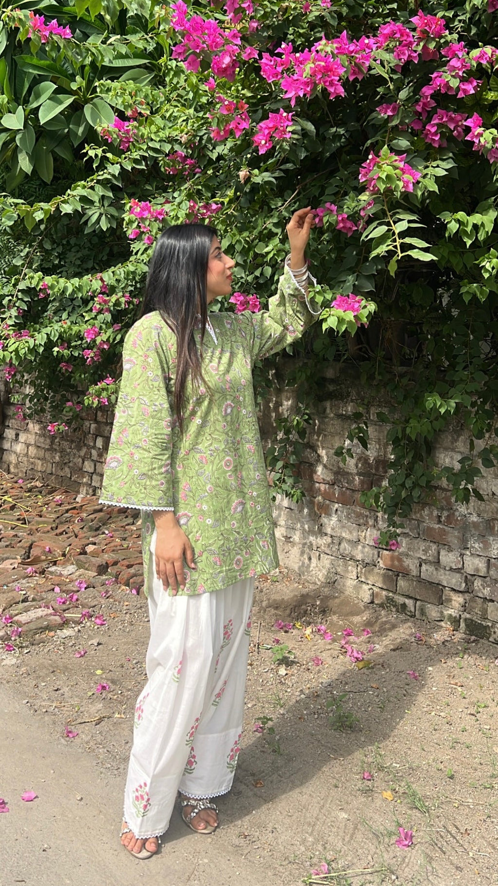 "NILIMA"-TWO PIECE FARSHI SET