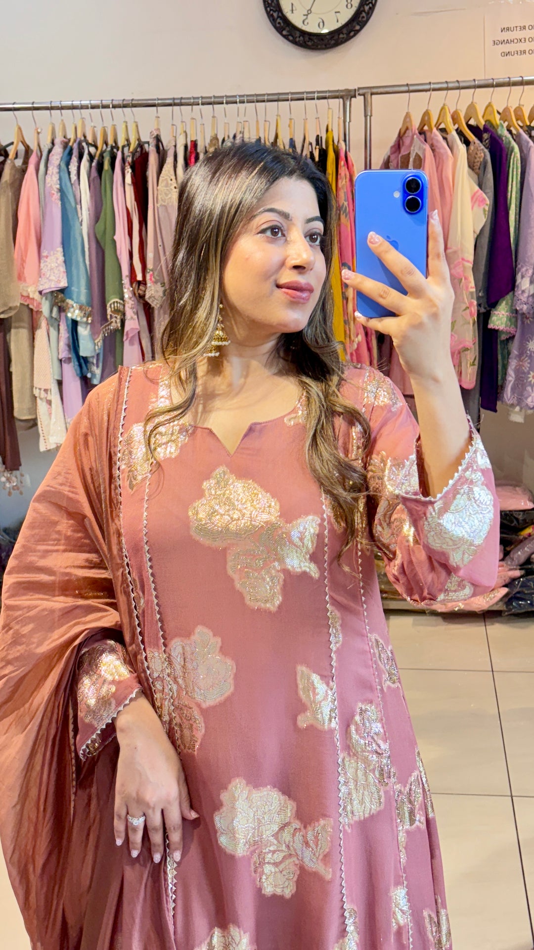 "hiba"-Beautiful foil-printed kurta set with matching trousers and a draped dupatta