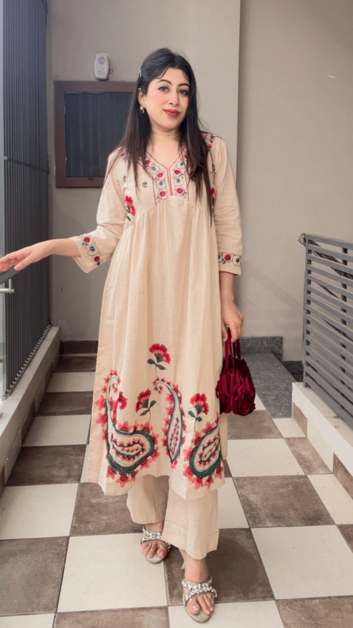 "SOFI"-FLORAL EMBROIDERY CO-ORD