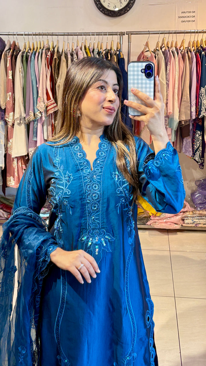 "nadia"-pakistani three piece set