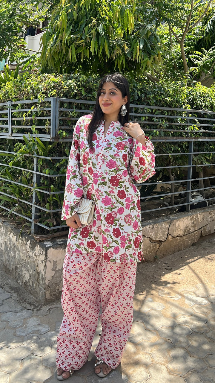 "nav"-two piece farshi set