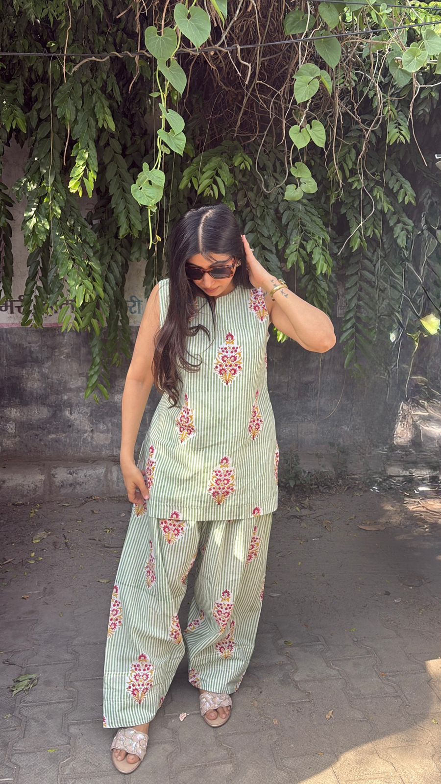 "teana"-sleevless farshi co-ord