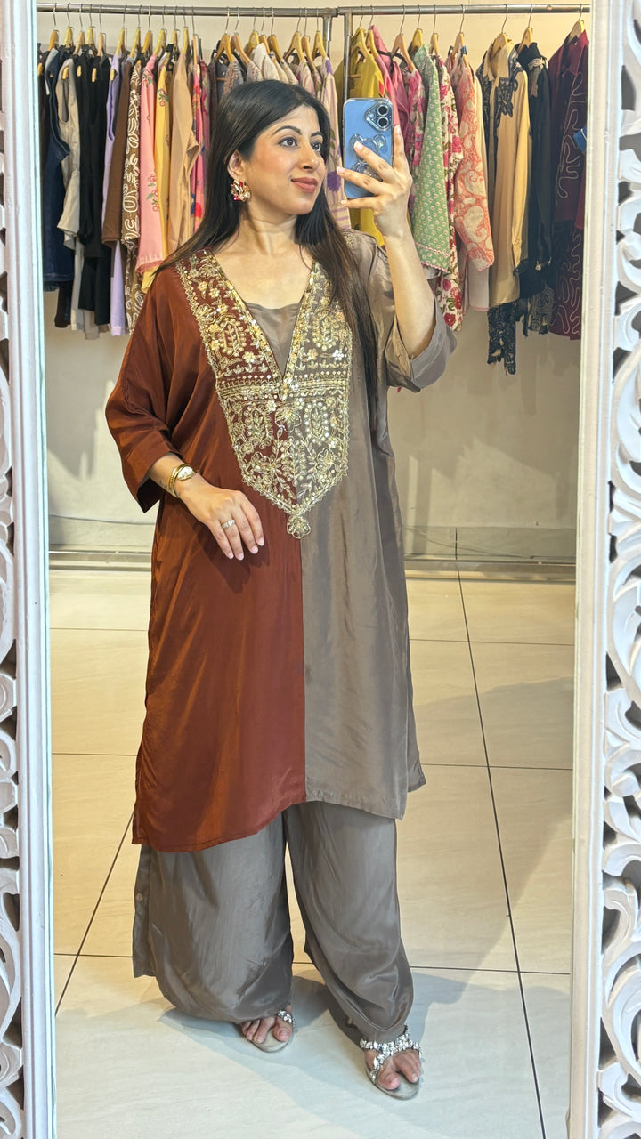 "AMORA"-EMBELLISHED TWO PIECE SET