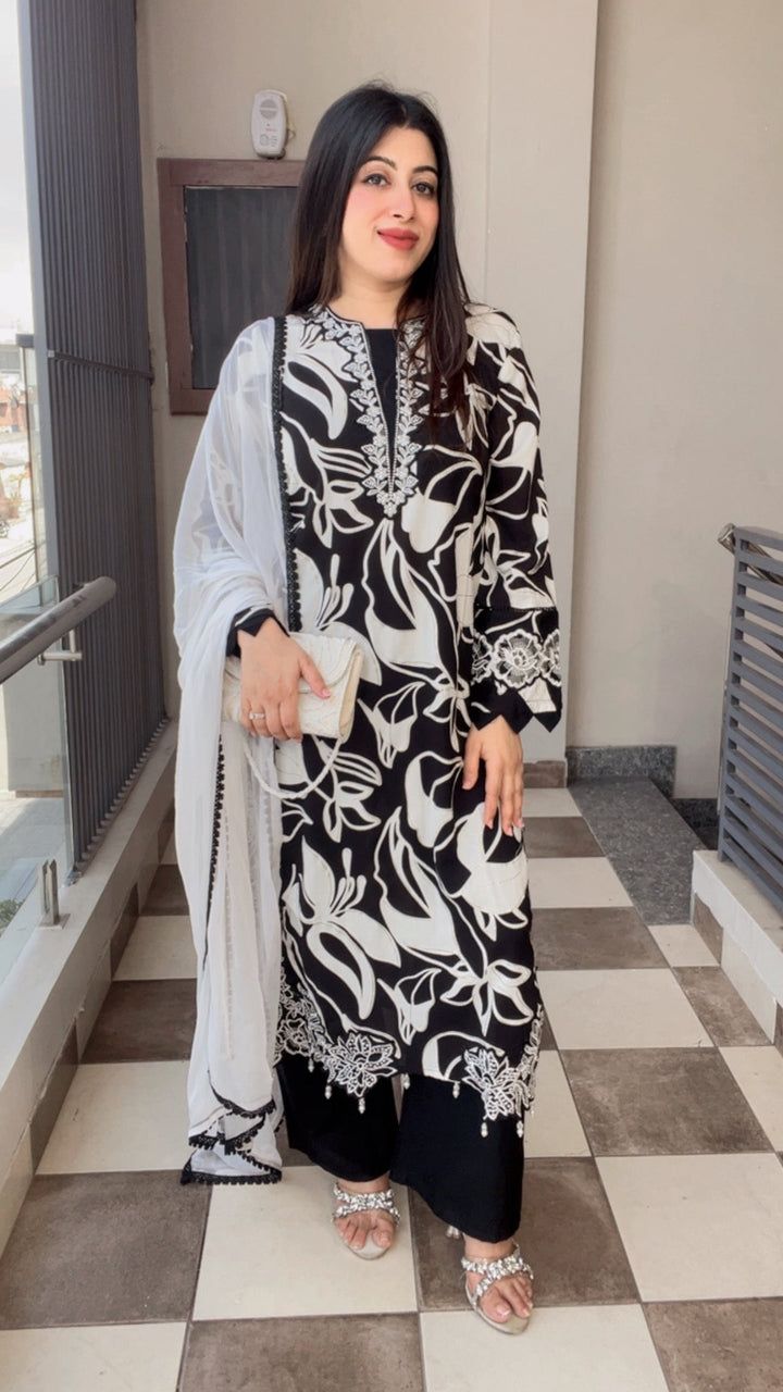 "FIZA"-THREE PIECE PAKISTANI SUIT