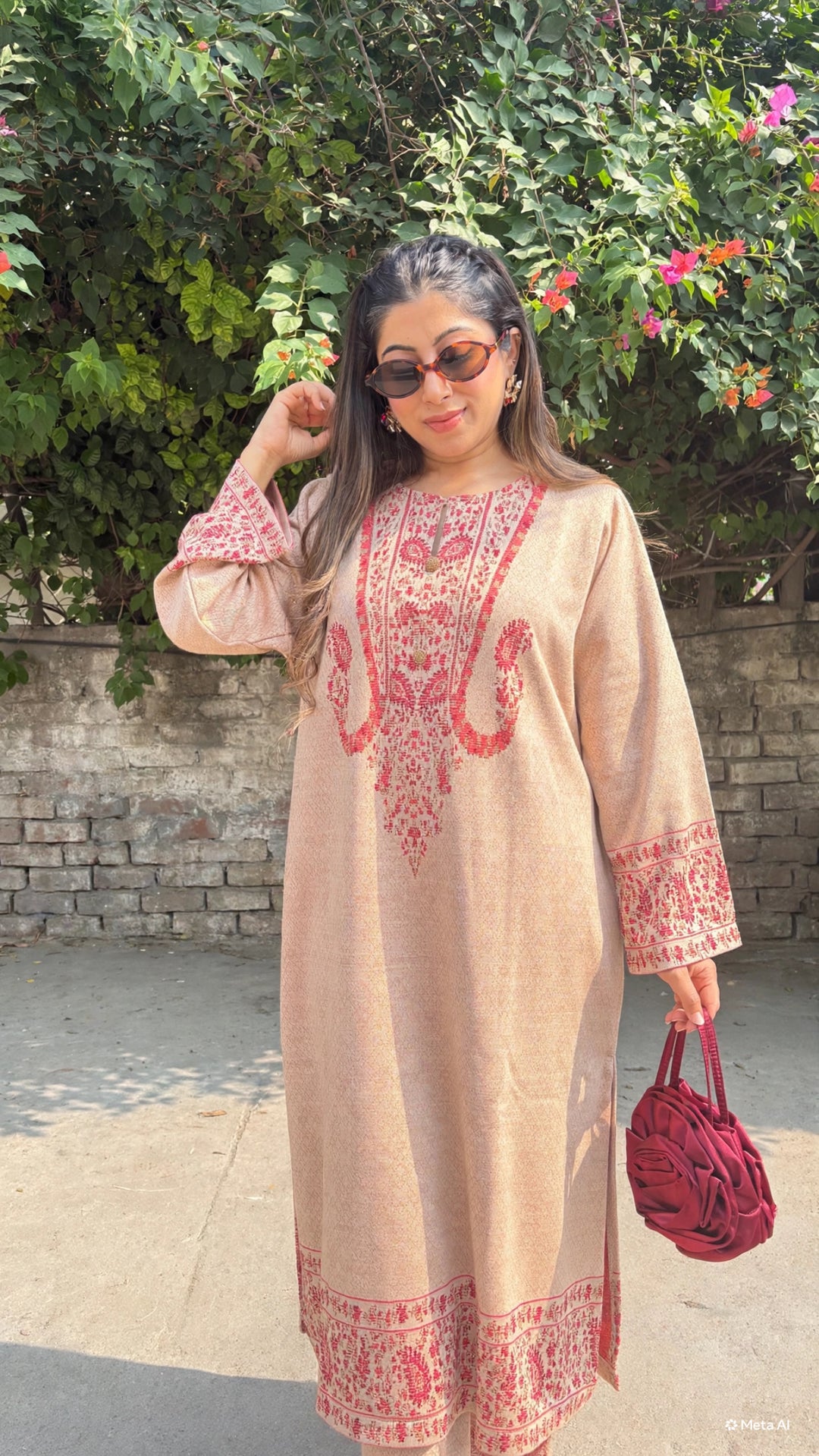 "AMANI"-PURE WOOLEN PHERAN SET