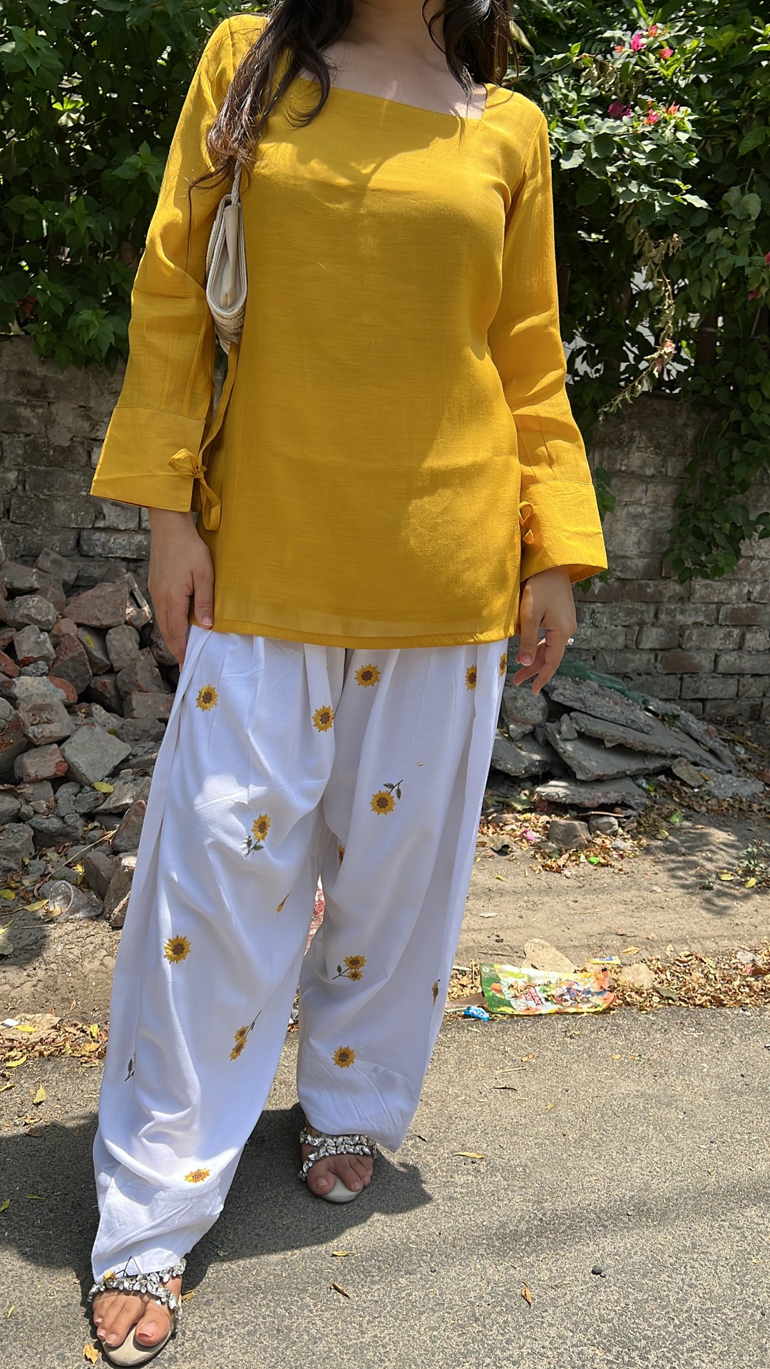 "HAZEL"-sunflower  EMBROIDERY FARSHI CO-ORD