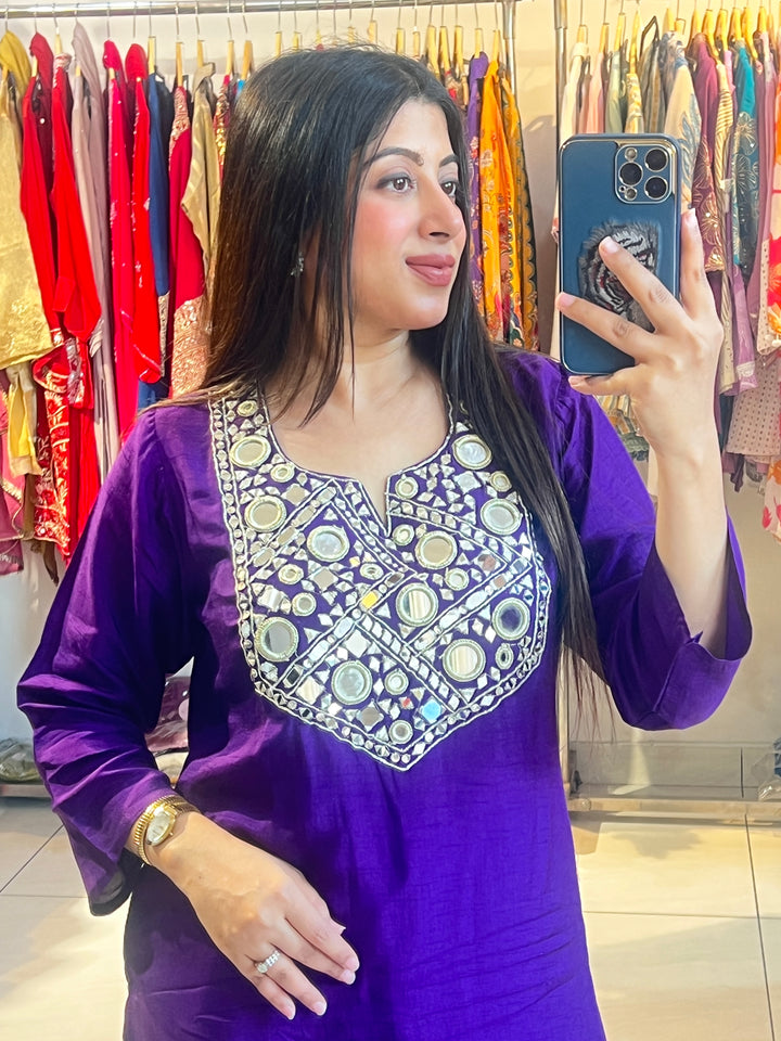 "IRA"-FARSHI 2 PIECE FESTIVE SET
