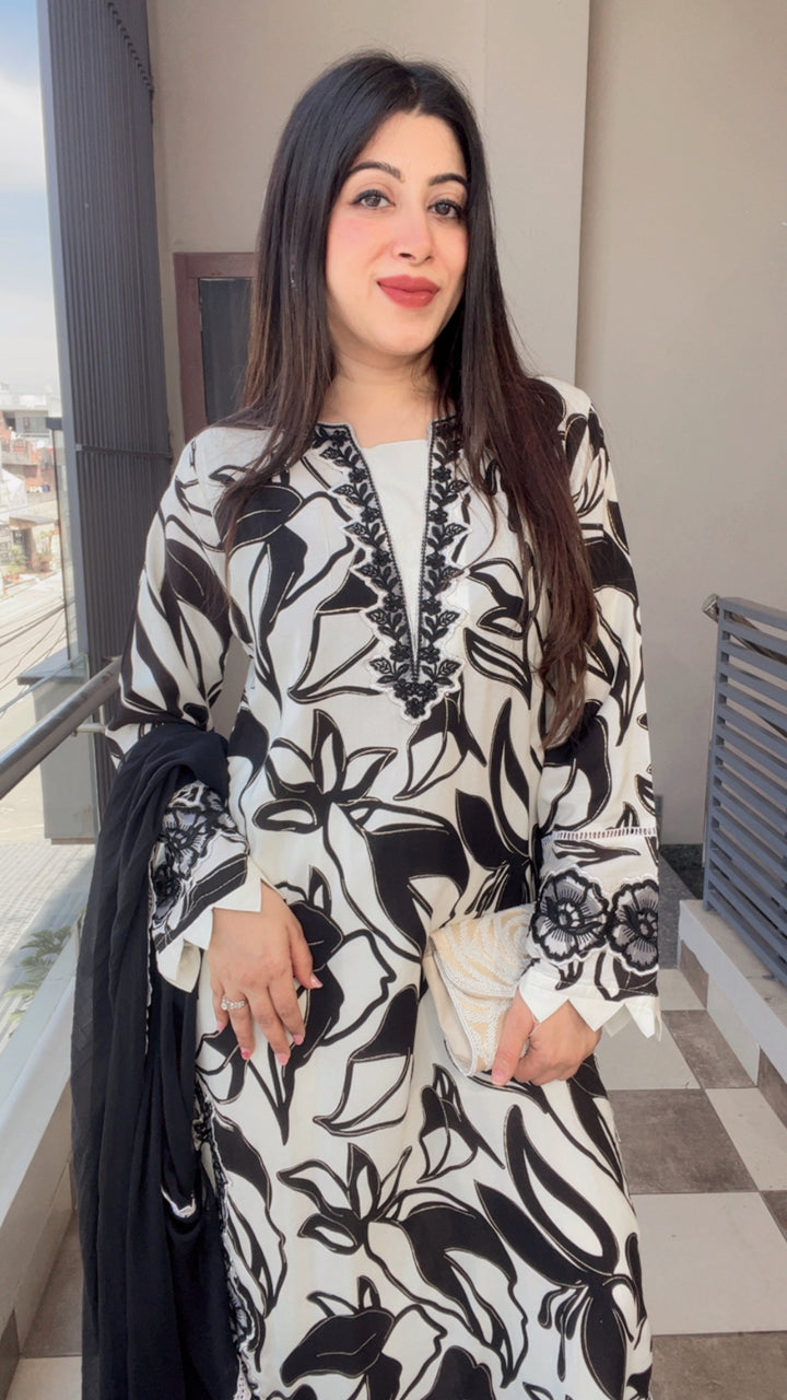 "FIZA"-THREE PIECE PAKISTANI SUIT