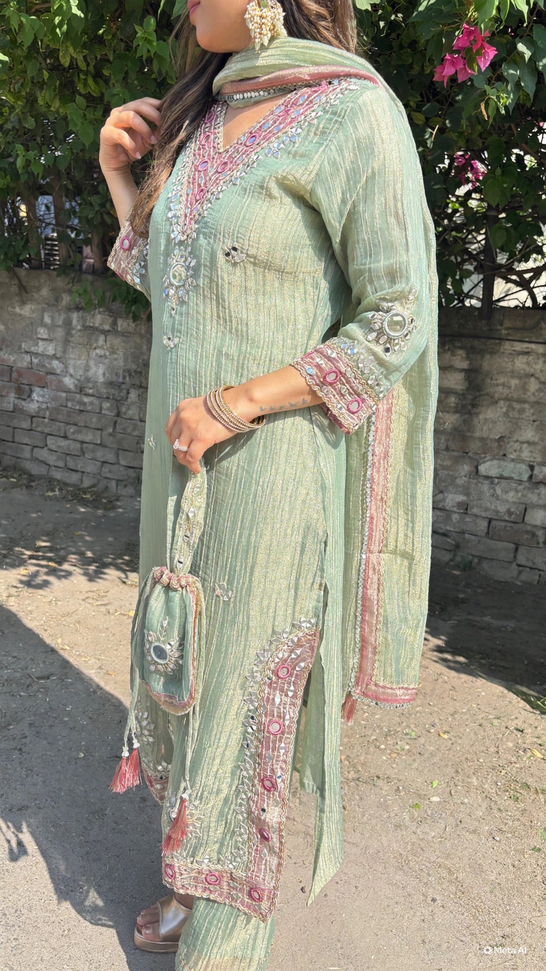 "Yasmin"-festive three piece set