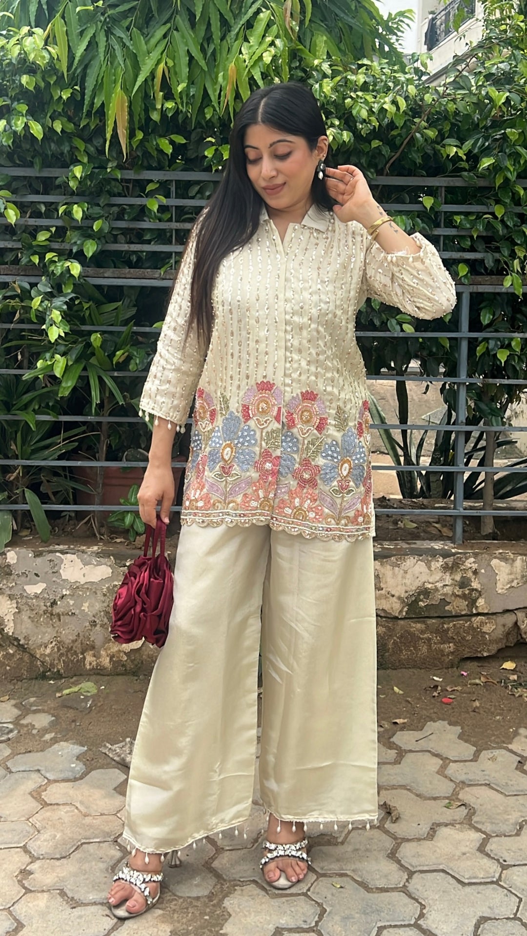 "VEDA"-EMBELLISHED TWO PIECE SET