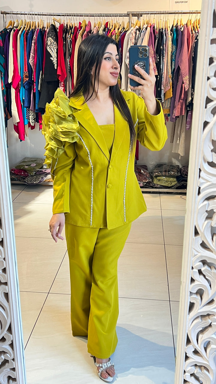 "DAIZY"-3 PIECE RUFFLED BLAZER SET