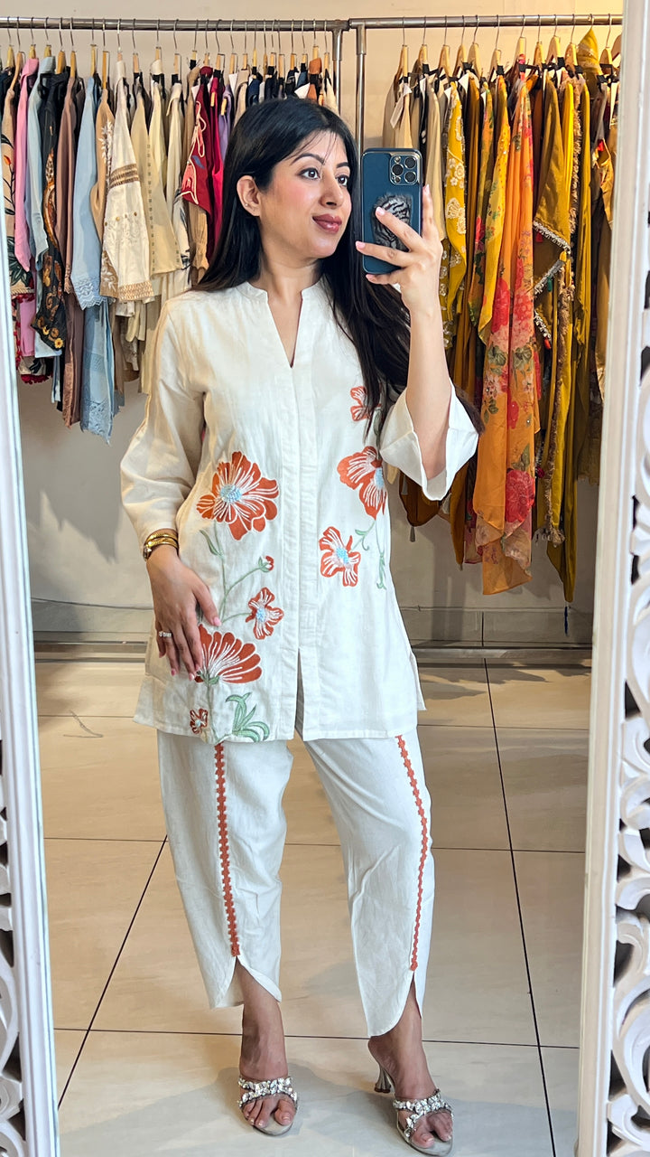 "AASRA"-WHITE FLORAL EMBROIDERY TULIP PANTS CO-ORD