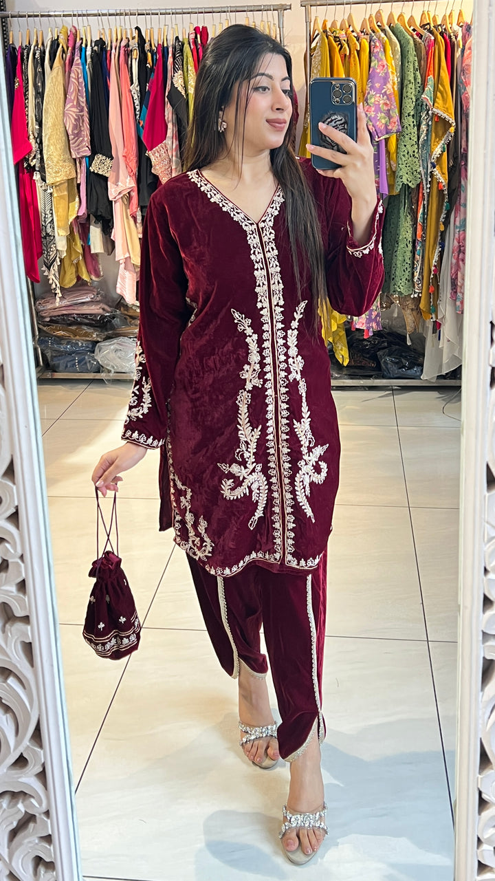 "GURMEHAR"-TULIP PANTS CO-ORD WITH POTLI BAG