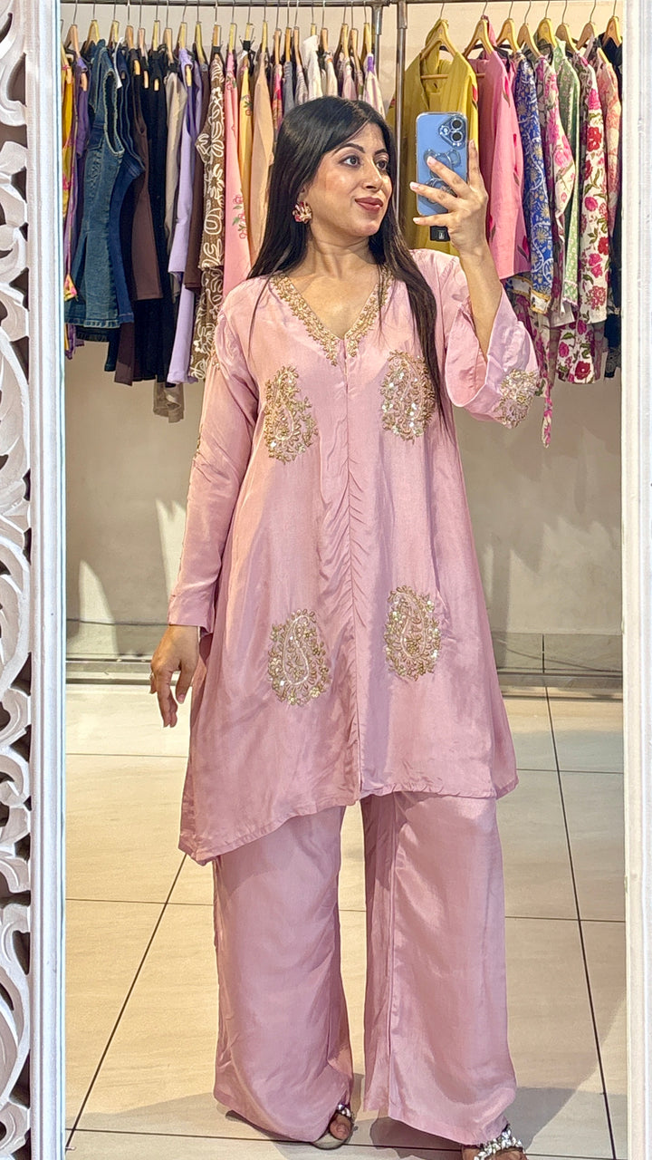 "kunava"-EMBELLISHED TWO PIECE SET