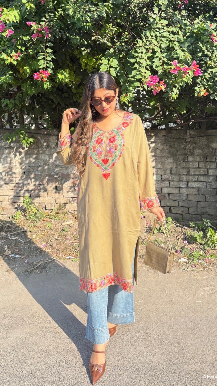 "Rubaida"-KASHMIRI Pheran KURTI