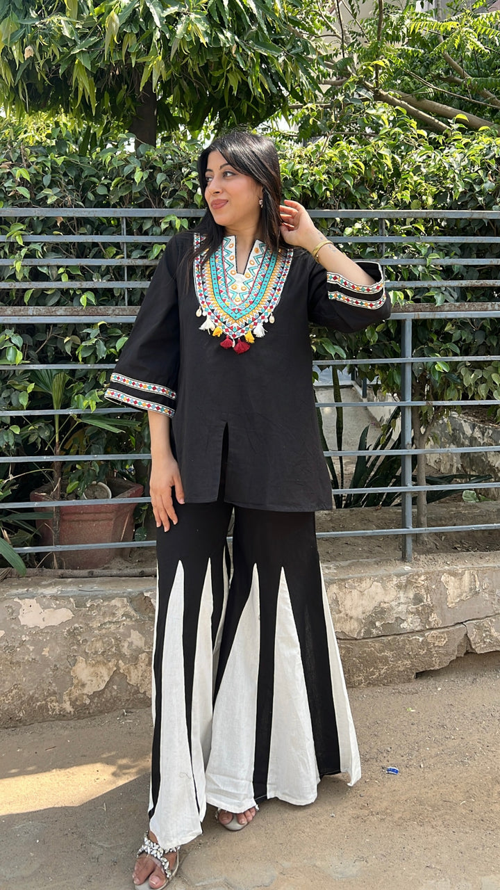 "nyro"-two piece set