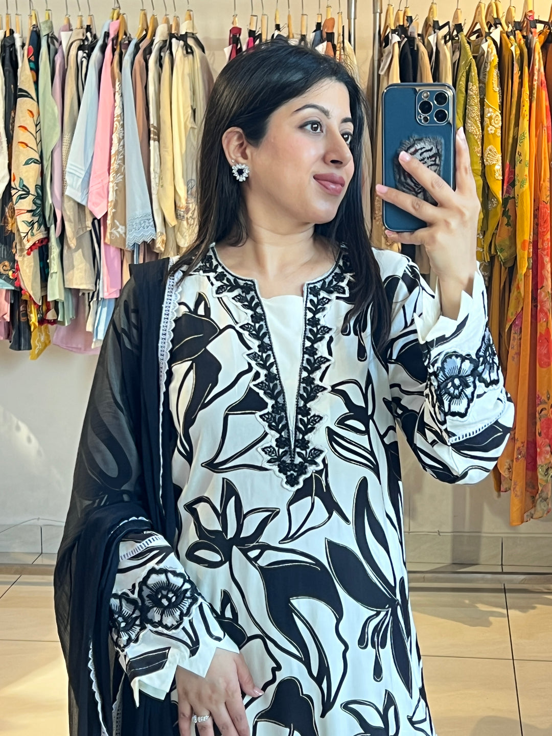 "FIZA"-THREE PIECE PAKISTANI SUIT