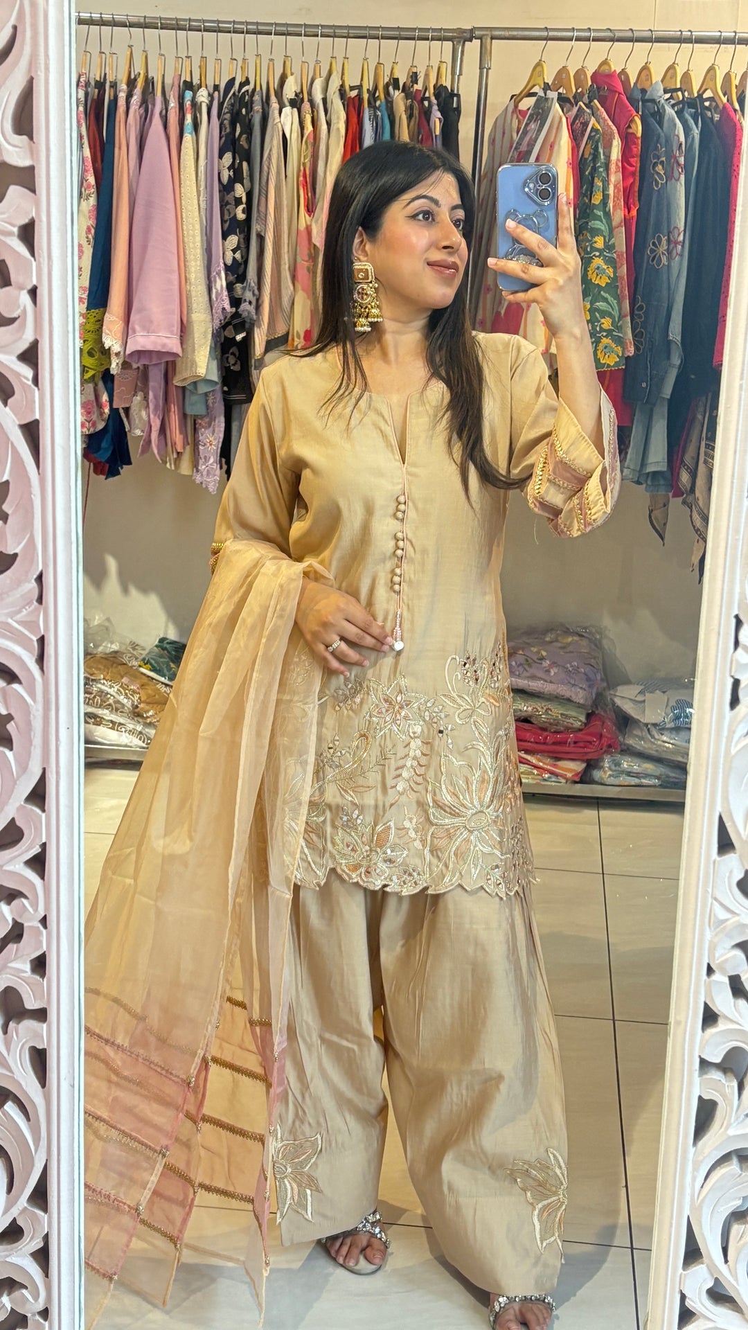 "inaayat"-farshi suit