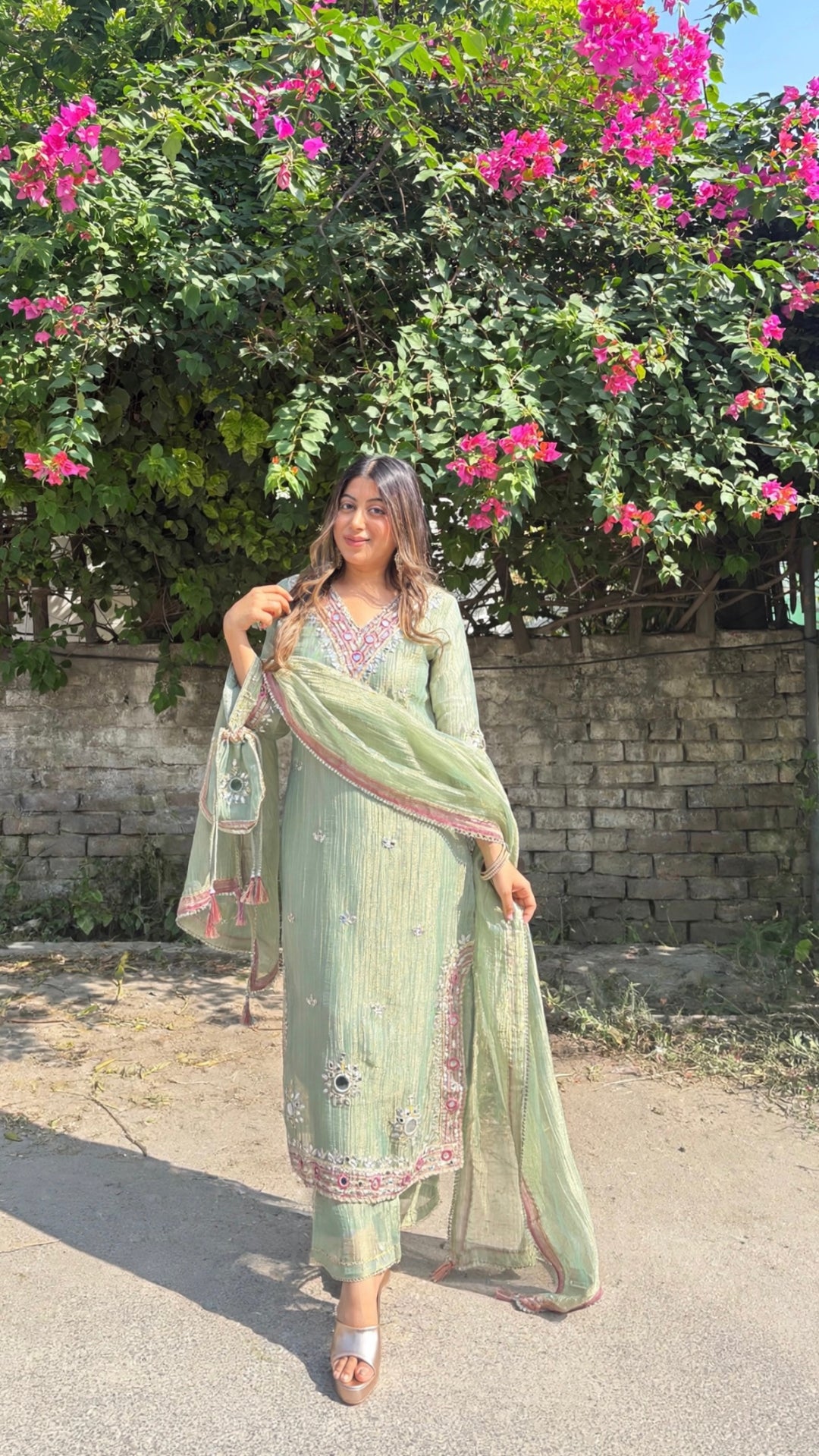 "Yasmin"-festive three piece set