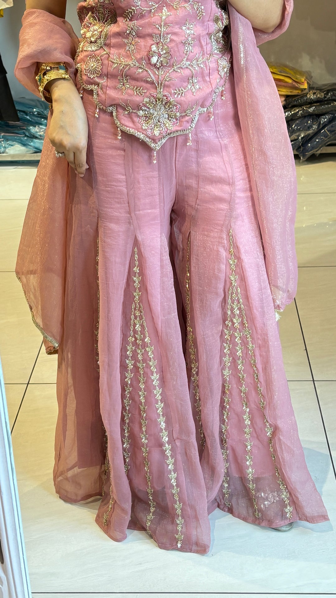 "RUKSAT"-THREE PIECE FESTIVE SET