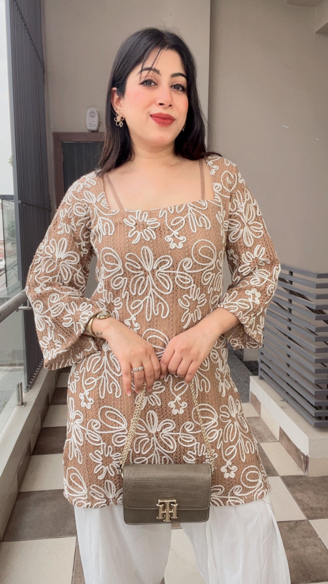 "HOOR"-FARSHI TWO PIECE SET