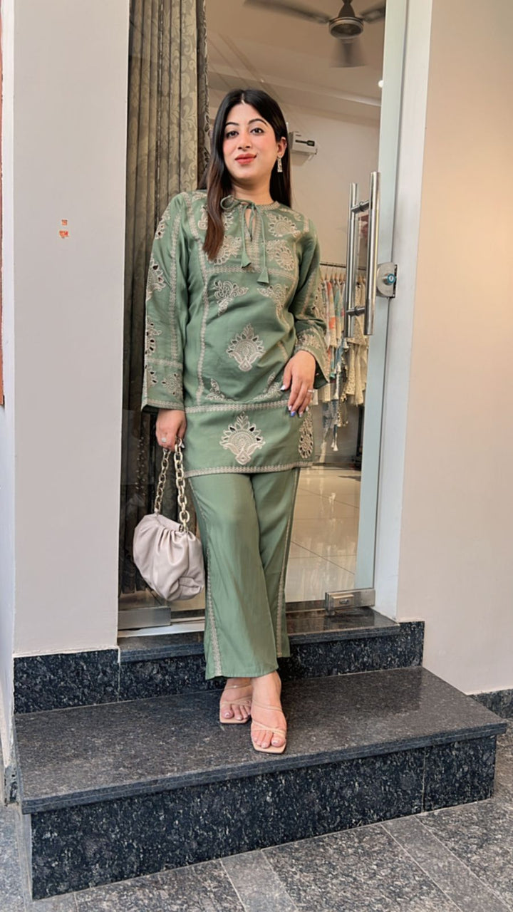 GREEN LASER CUT CO-ORD