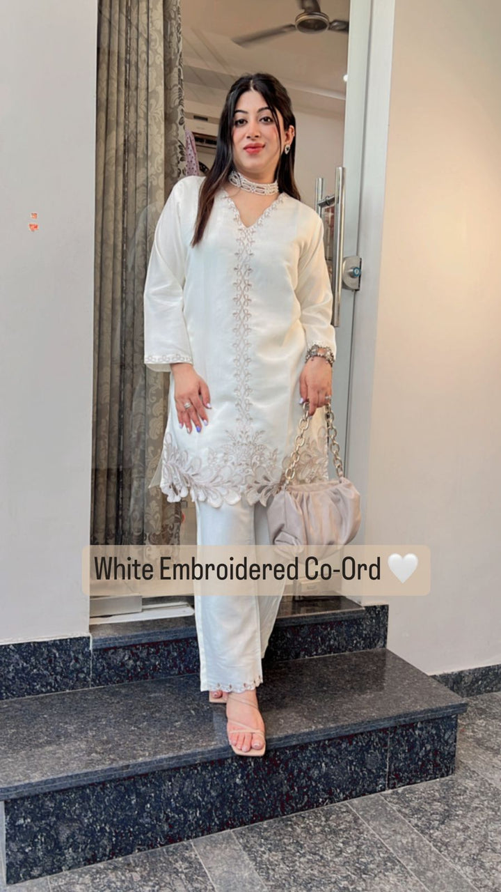 WHITE EMBROIDERY CO-ORD