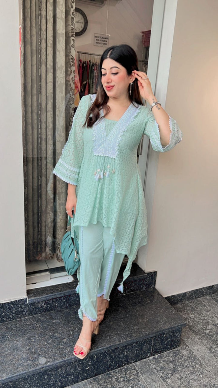 COTTON DESIGNER CO-ORD WITH LACE DETAILING PAIRED WITH TULIP PANTS