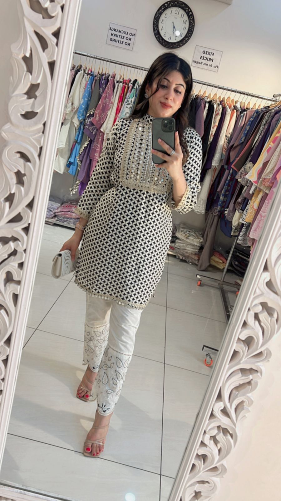BLACK & WHITE CO-ORD WITH LACE DETAILING
