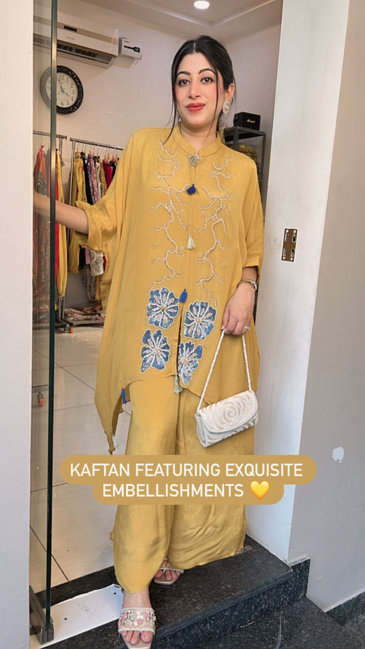 Kaftan Set With Exquisite Embellishments