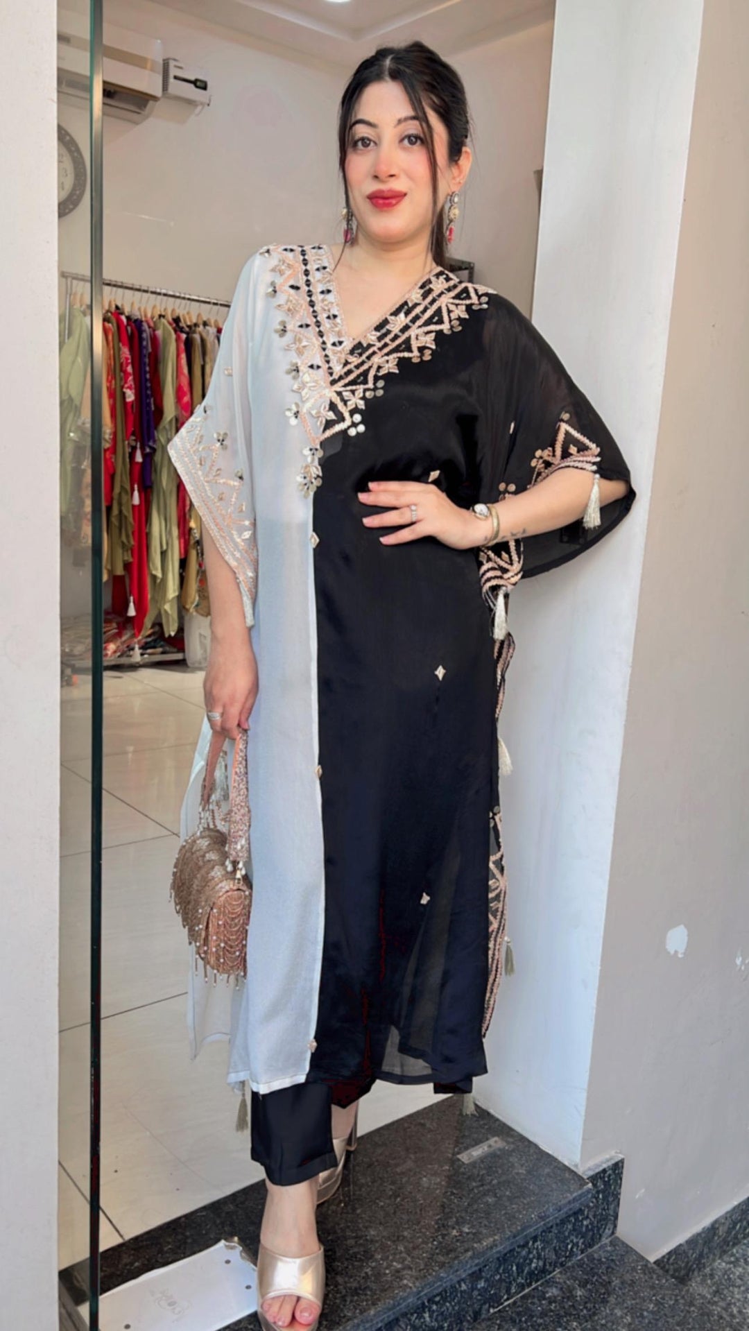 BLACK & WHITE KAFTAN SET