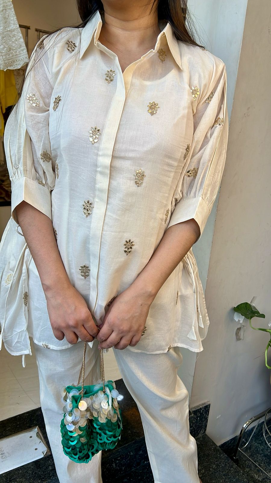 KAFTAN STYLE CO-ORD WITH GOTTA & ZARI WORK (COMES WITH INNER)