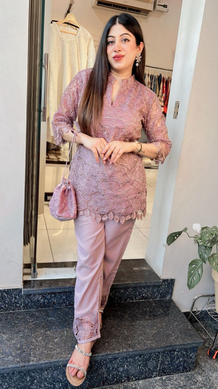 ONION PINK ORGANZA SCHIFFLI CO-ORD WITH POTLI BAG