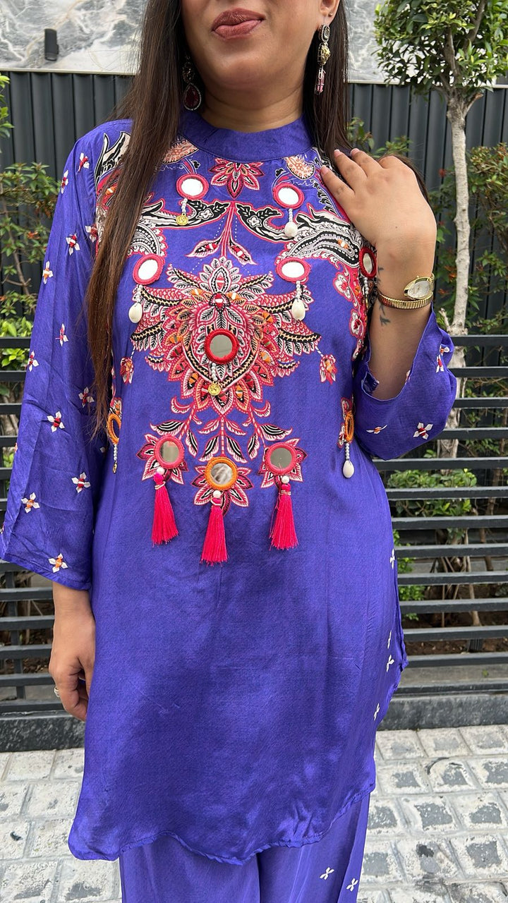 FESTIVE EDIT MIRROR DETAILING CO-ORD