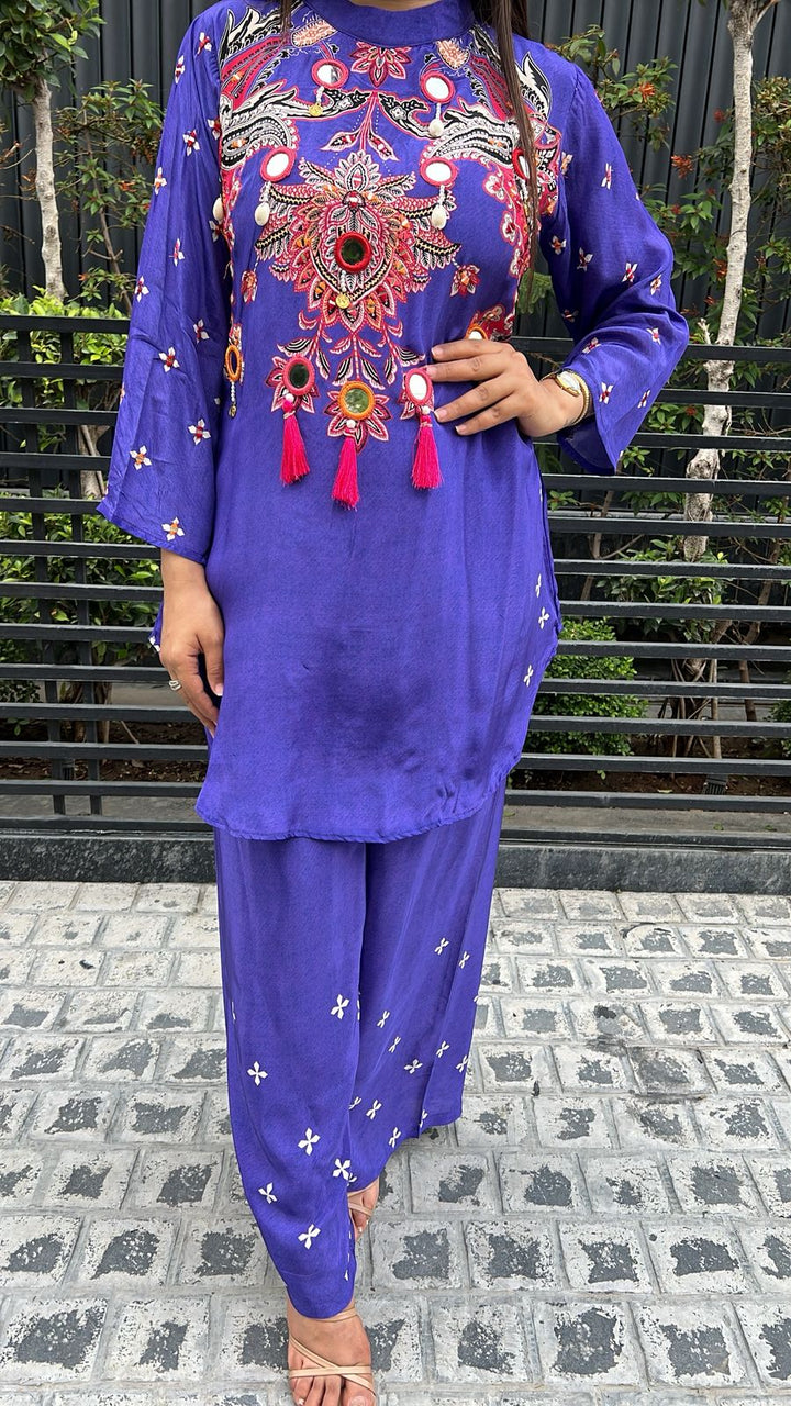 FESTIVE EDIT MIRROR DETAILING CO-ORD