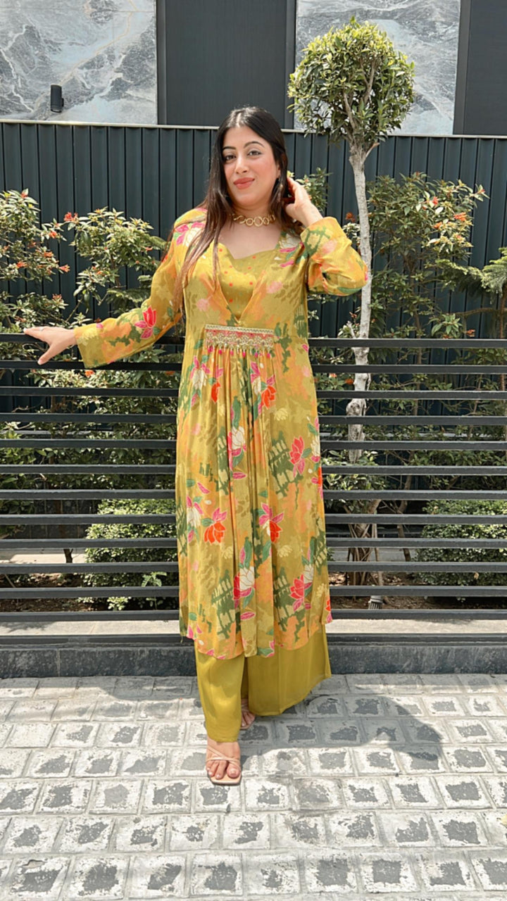 GREEN MUSTARD INTRICATE EMBELLISHMENTS 3 PC SET