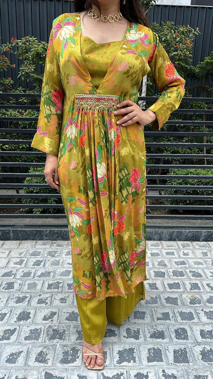 GREEN MUSTARD INTRICATE EMBELLISHMENTS 3 PC SET
