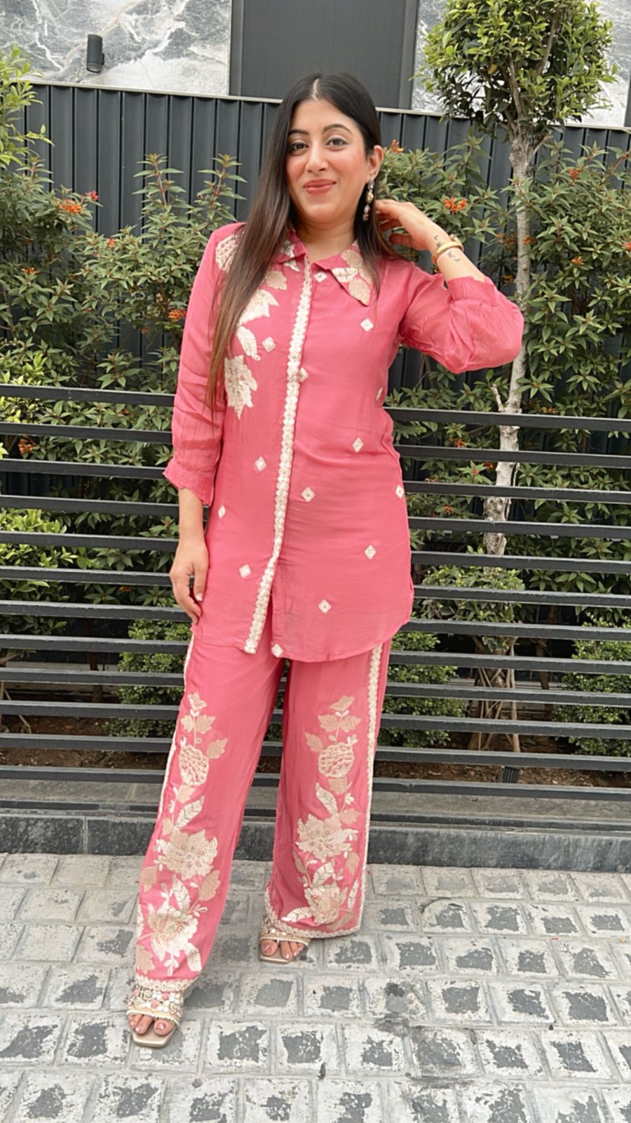 Chinon 2 pc co-ord set with embroidery and handwork 🌺