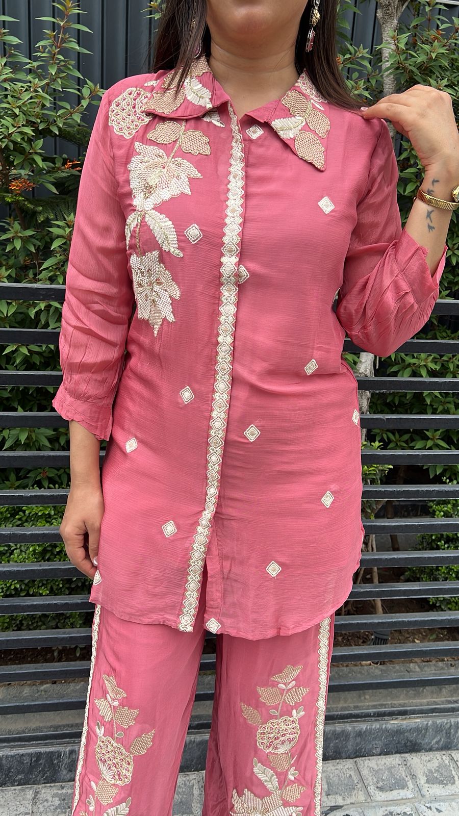 Chinon 2 pc co-ord set with embroidery and handwork 🌺
